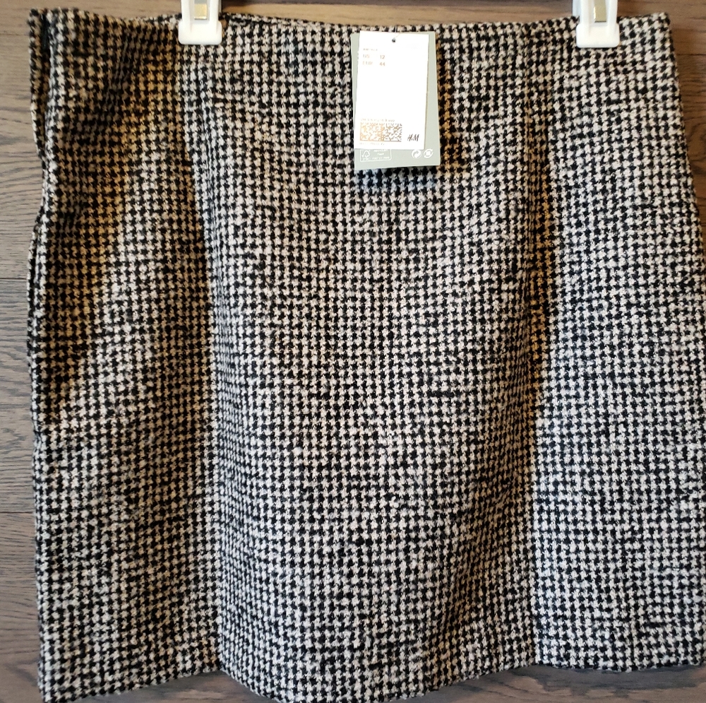 H&M Houndstooth Mini Skirt New with tags!